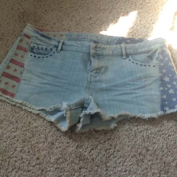 Vanilla Star Pants - 🇺🇸 AMERICAN FLAG PATRIOTIC JEAN SHORTS Size 15
